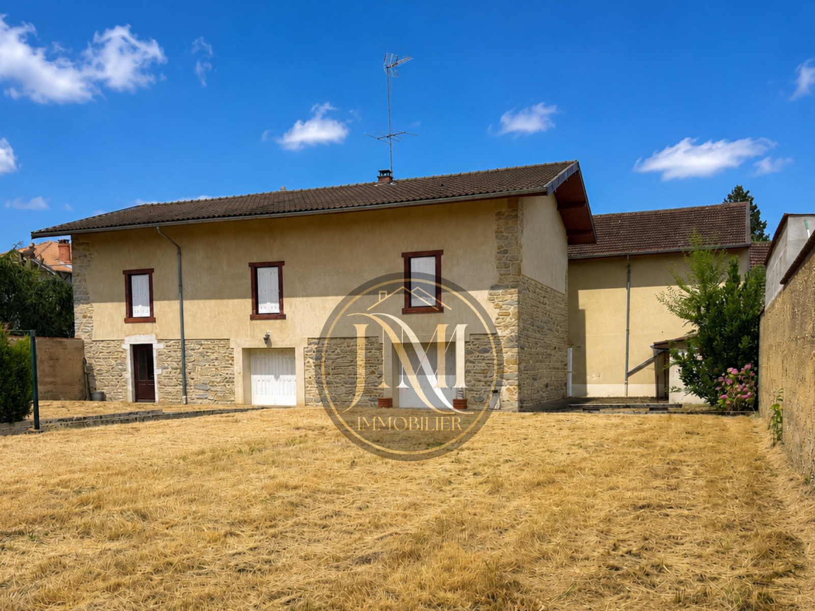 Maison à vendre à Bourg en bresse, 186 m², 7 pièces – photo 1 sur 13